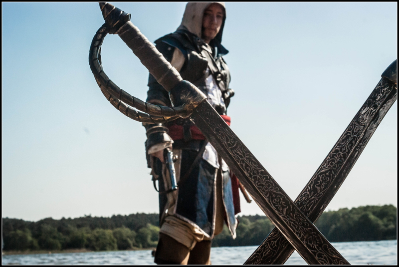 Illustration for article titled Assassin's Creed Cosplayer May As Well Be An Actual Assassin